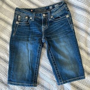 Miss Me Bermuda shorts